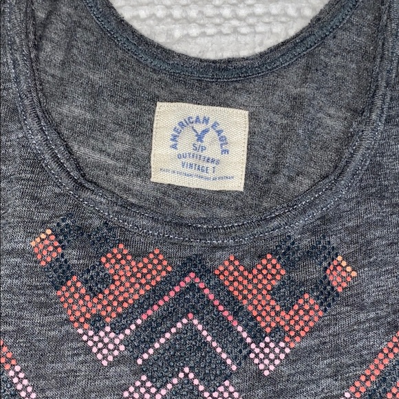 AE Cropped Tank with Aztec Print - Picture 3 of 4